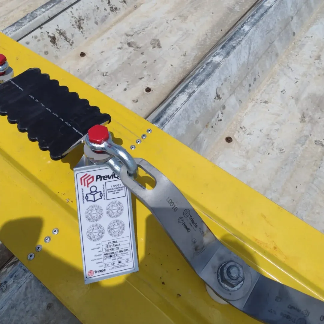 Linha de vida telha trapezoidal