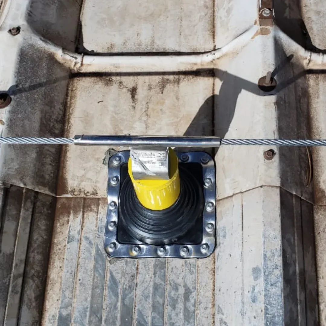 Linha de vida tipo poste